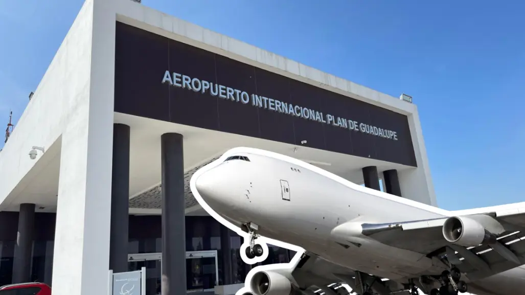 Aeropuerto SLW: cadena turística buscará promocionar vuelos en Región Sureste y NL