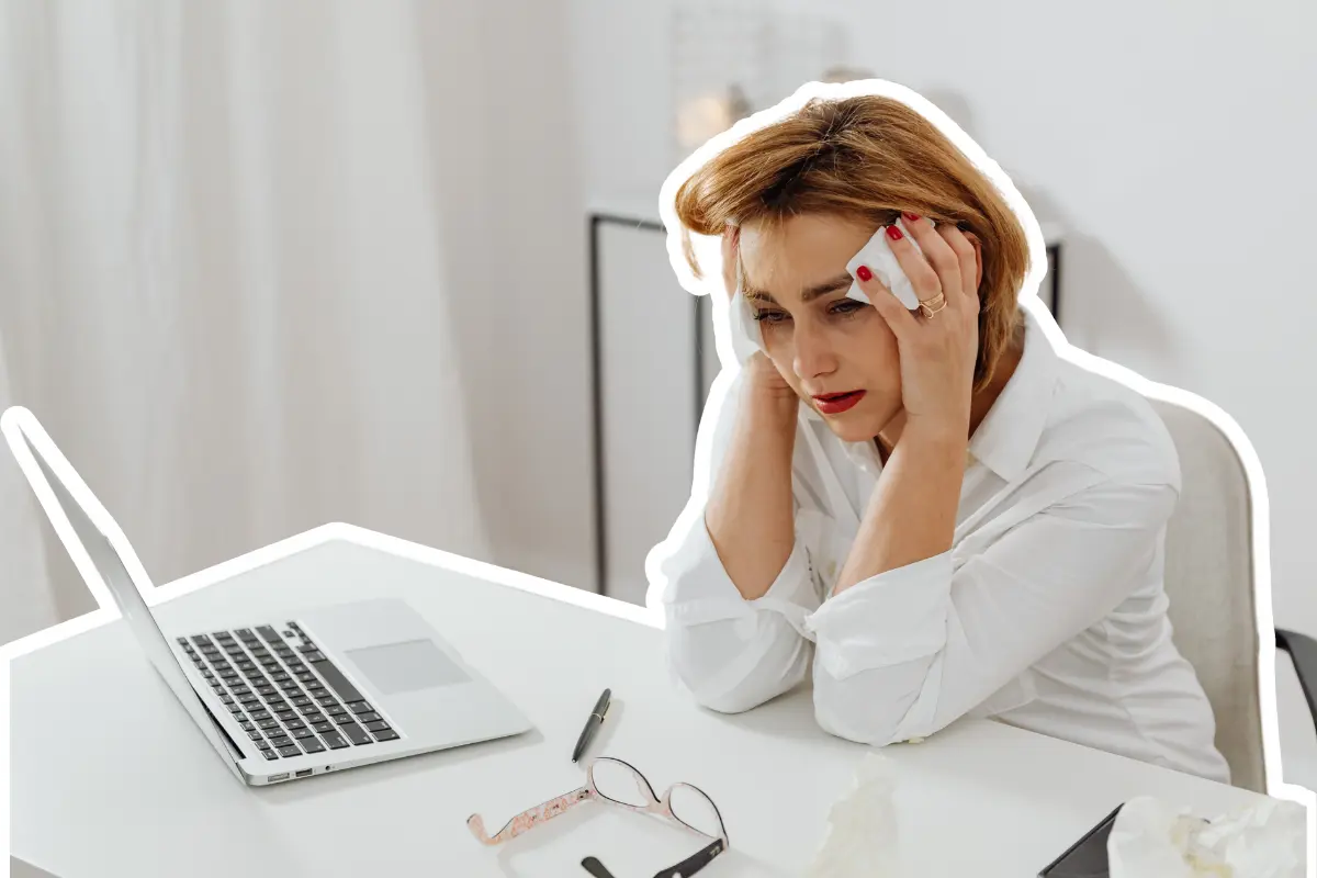 Prácticas como el ejercicio regular, la meditación, establecer límites claros entre trabajo y descanso pueden ser muy eficaces./Foto: Canva