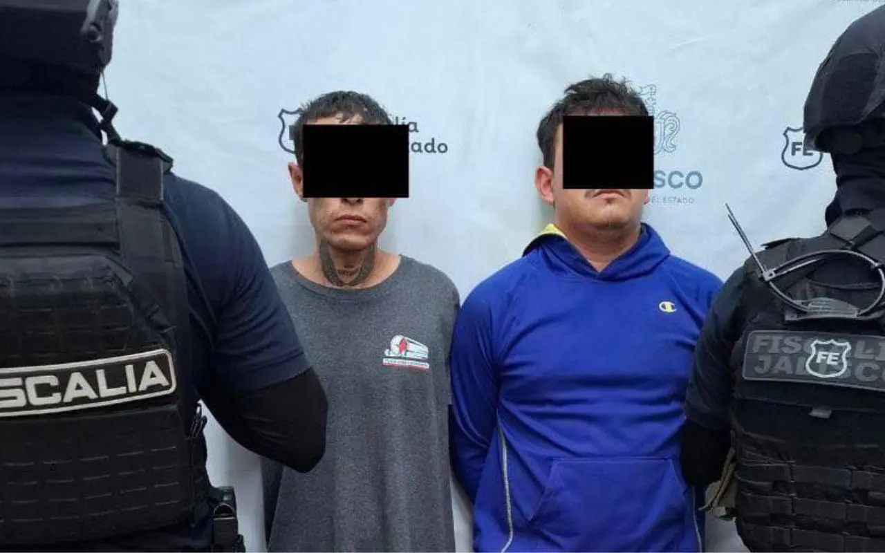 Hombres detenidos. Foto: Facebook (Fiscalía del Estado de Jalisco)