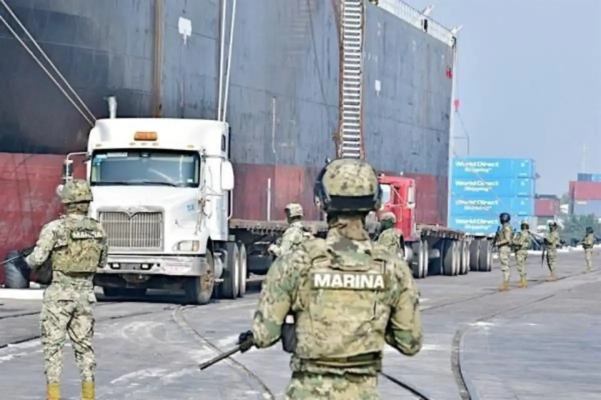 La combinación de sanciones internacionales, decomisos estratégicos y nuevas investigaciones podría debilitar una red que opera desde refinerías mexicanas. Foto: SEMAR