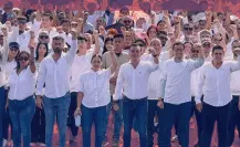 Manuel Guerra reconoce a trabajadores en desfile del 1º de Mayo