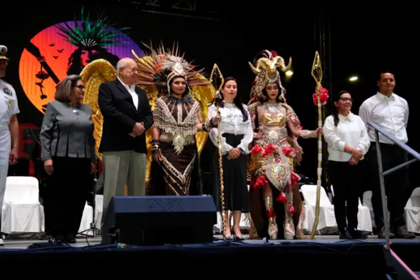 Coronación de la reina Calafia, el año pasado. Foto: Facebook de Dirección de Cultura Municipal.