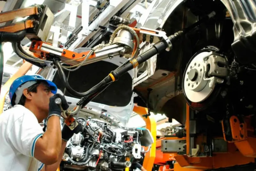 Esperemos que la producción de autopartes suba en los próximos meses | Foto: Freepik