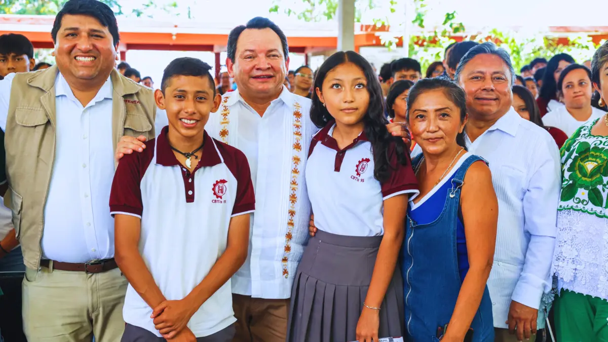 Con esta beca, las y los jóvenes estudiantes recibirán mil 900 pesos cada 2 meses Foto: Cortesía