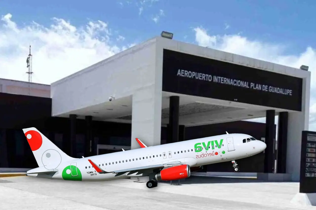 Aeropuerto Plan de Guadalupe. Foto de Viva Aerobus y Wikipedia.