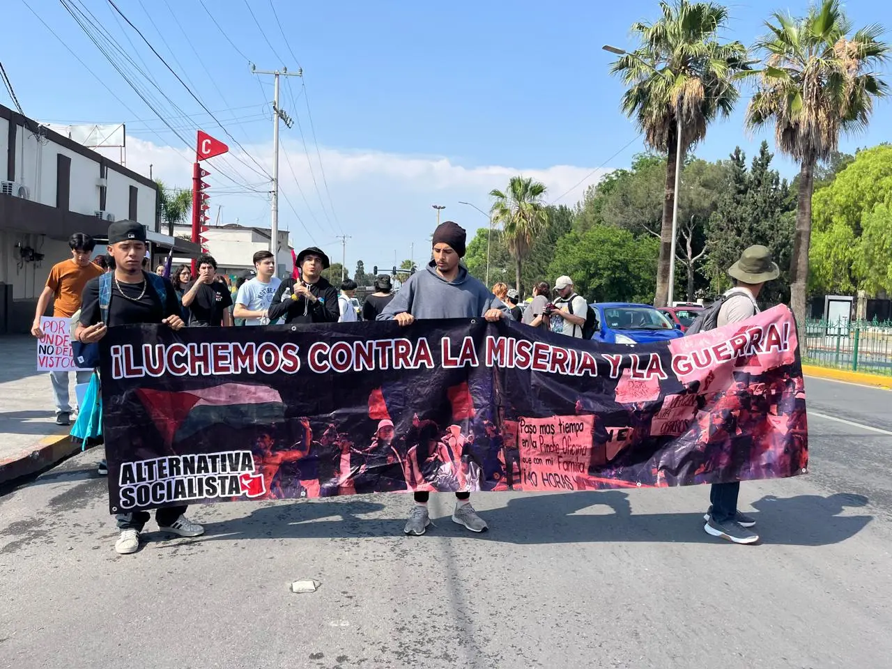Marcha por las 40 horas de la jornada laboral. Foto de Marco Juárez.