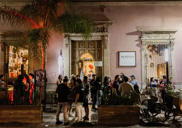 ¿Dónde estacionar si vas al restaurante de Durango que es museo de antigüedades?