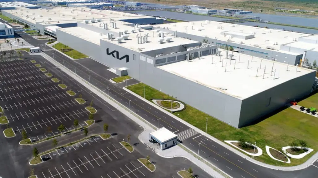 ¿Cuándo llegó la planta Kia a Nuevo León y qué impacto tuvo en la región?