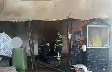 Se registra fuerte incendio afuera de la estación Lindavista del Metro CDMX, consume casas cercanas 