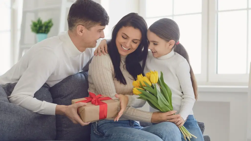 Día de las Madres: ¿Qué regalos NO dar a mamá este 10 de mayo?