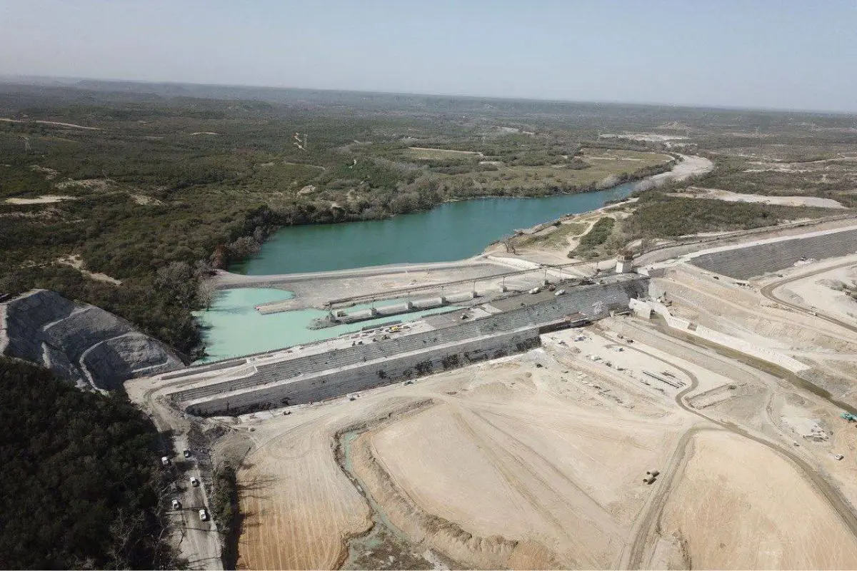 Transformación de la presa León Foto: Gobierno de Nuevo León