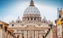El Vaticano refuerza seguridad ante la llegada de fieles por el cónclave