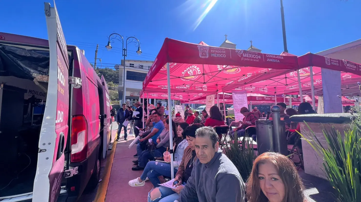 Más de tres mil mexiquenses han tramitado su licencia en las caravanas itinerantes. Imagen: GEM