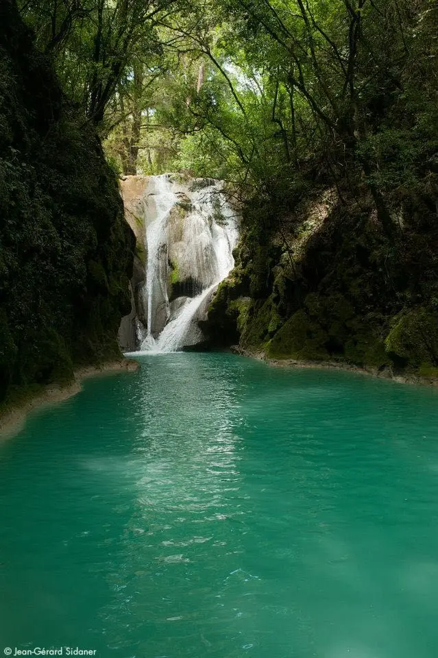 Este río forma 3 cascadas en un rincón del pueblo mágico ideal para un día de campo