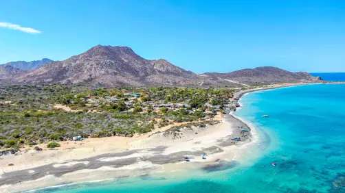 12 megacomplejos turísticos amenazan a Cabo Pulmo, la joya de conservación marina del mundo