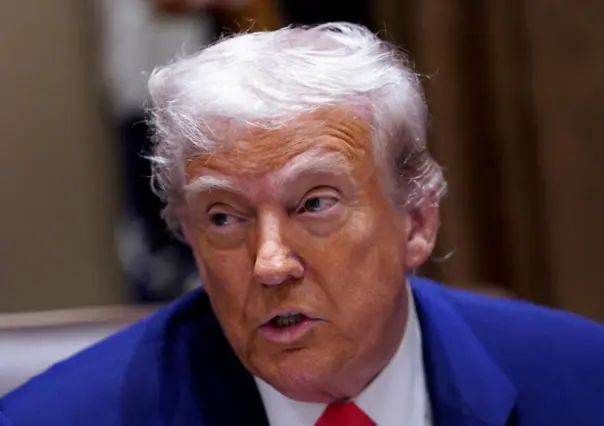 Trump critica a Claudia Sheinbaum por no aceptar ayuda militar para combatir el narco en México