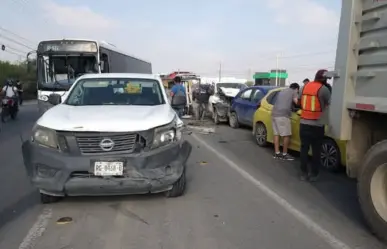 Choques en la carretera Miguel Alemán dejan al menos 30 heridos