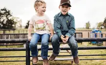 ¿Por qué las botas vaqueras no son un calzado recomendable para niños? Esto dicen especialistas
