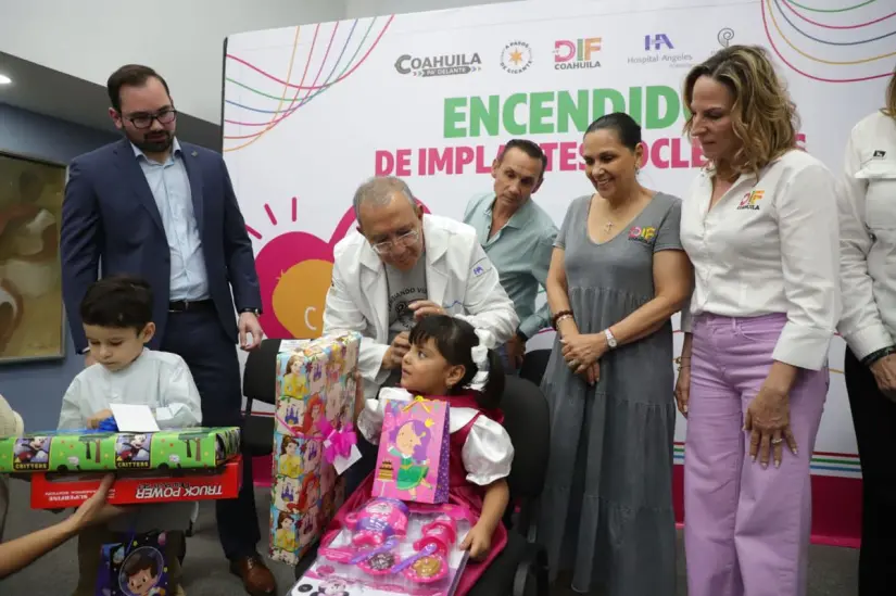Encendido de implante en Torreón / Foto: Gobierno de Coahuila