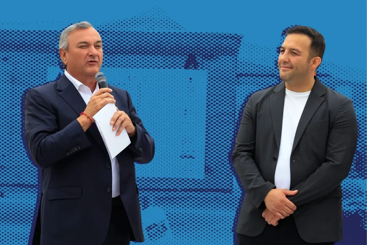 El alcalde de Guadalupe, Héctor García y representantes de Walmart México. Foto: Canva