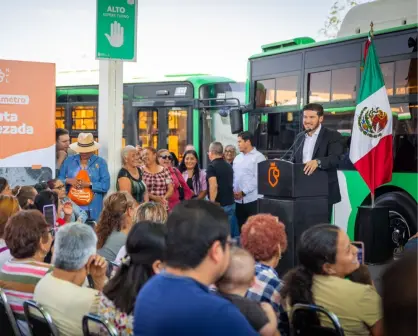 Samuel García inicia operaciones de 21 unidades transmetro en Monterrey 
