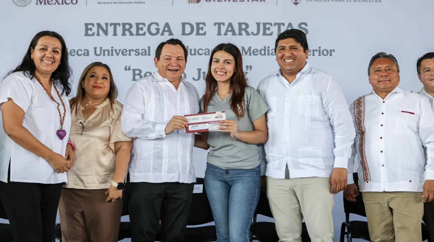 ¿Cuál es el beneficio económico que recibirán los estudiantes?. Foto: @Huachodiazmena