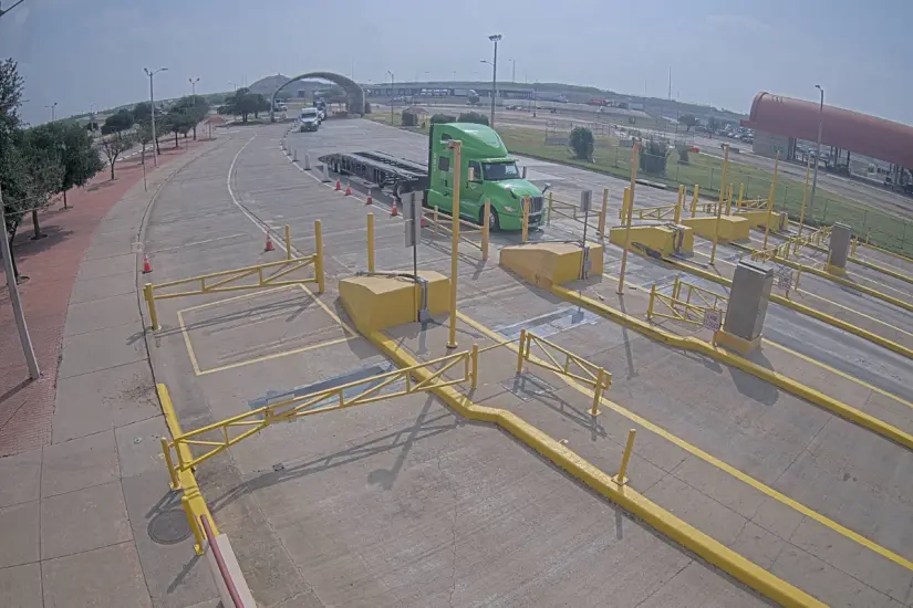 El puente Colombia registra largas filas | Foto: cámaras