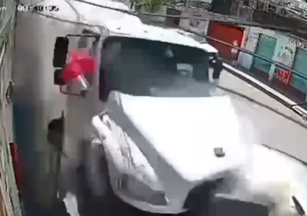 Tragedia en Los Reyes La Paz: camión sin frenos causa caos y deja heridos