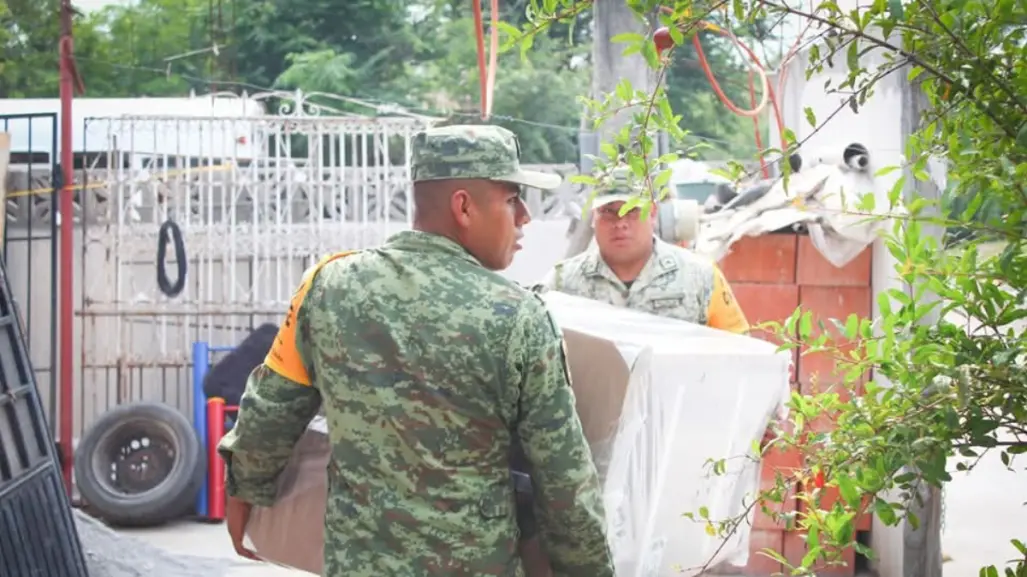 Defensa inicia con la entrega de enseres a familias afectadas por lluvias en Reynosa y Río Bravo