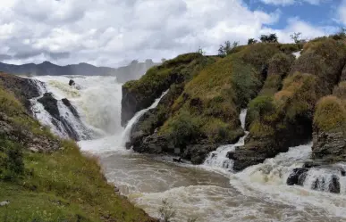 La presa de Durango que tiene una impresionante cascada en temporada de lluvias