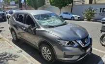 VIDEO | Encapuchados destruyen camioneta de un médico en el centro de Durango