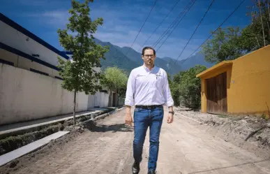 David De la Peña reporta avances en vialidades de Santiago