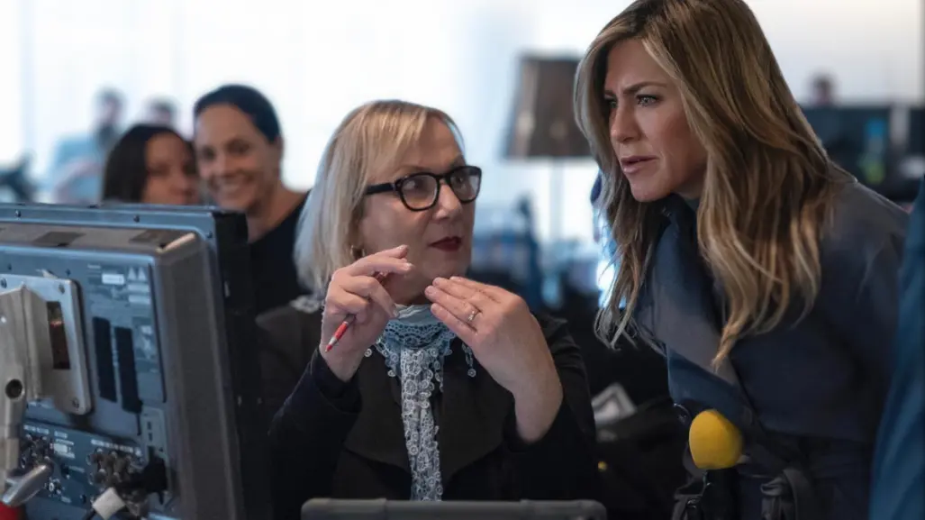 Arrestan a un hombre por estrellar su auto contra la mansión de Jennifer Aniston en Los Ángeles