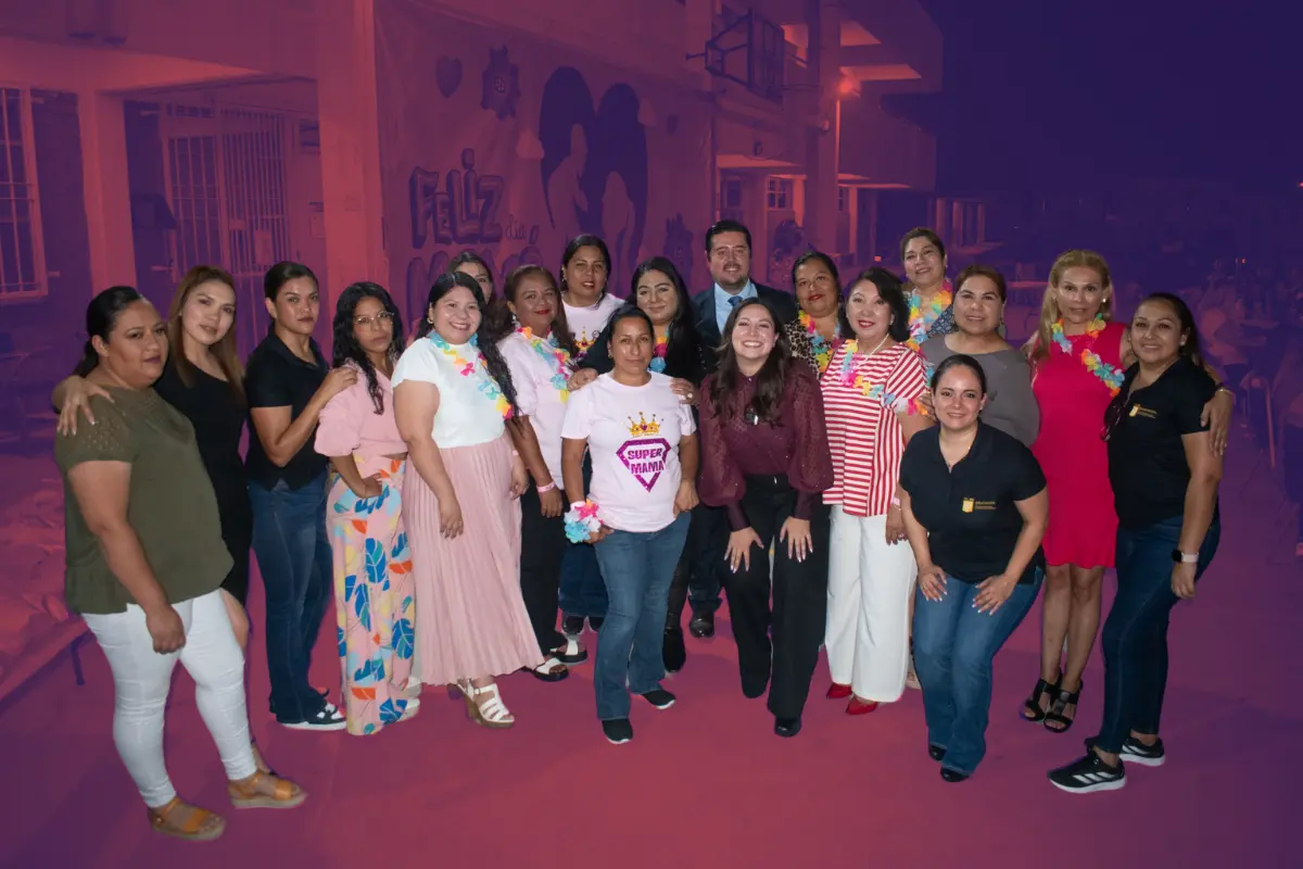 La diputada local Greta Barra se reunió con más de 300 madres de familia/Foto: Rosy Sandoval