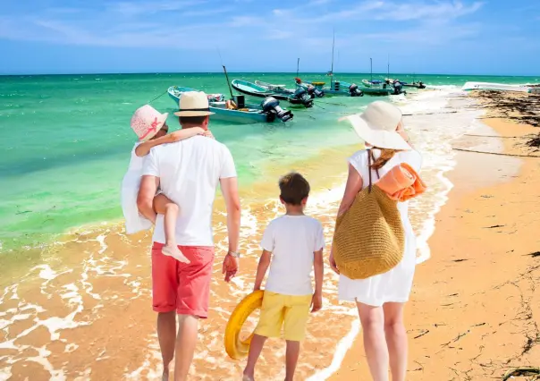 Esta es la playa más tranquila de Yucatán para nadar con toda la familia