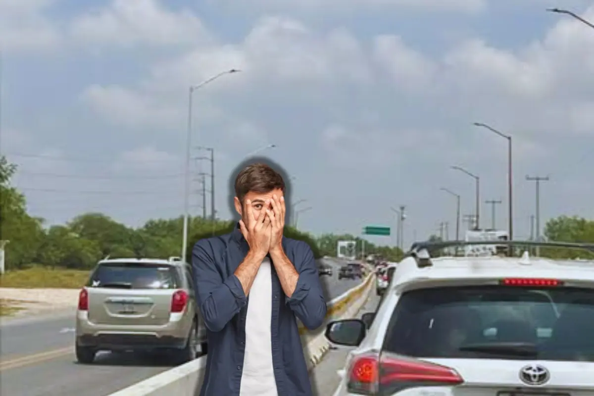 Filas para llegar al puente Hidalgo en Reynosa, Tamaulipas | Foto: Perla Herrera