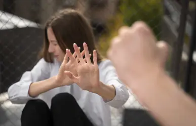 Violencia contra mujeres no cede en CDMX, mujer es atacada por su pareja en la Venustiano Carranza