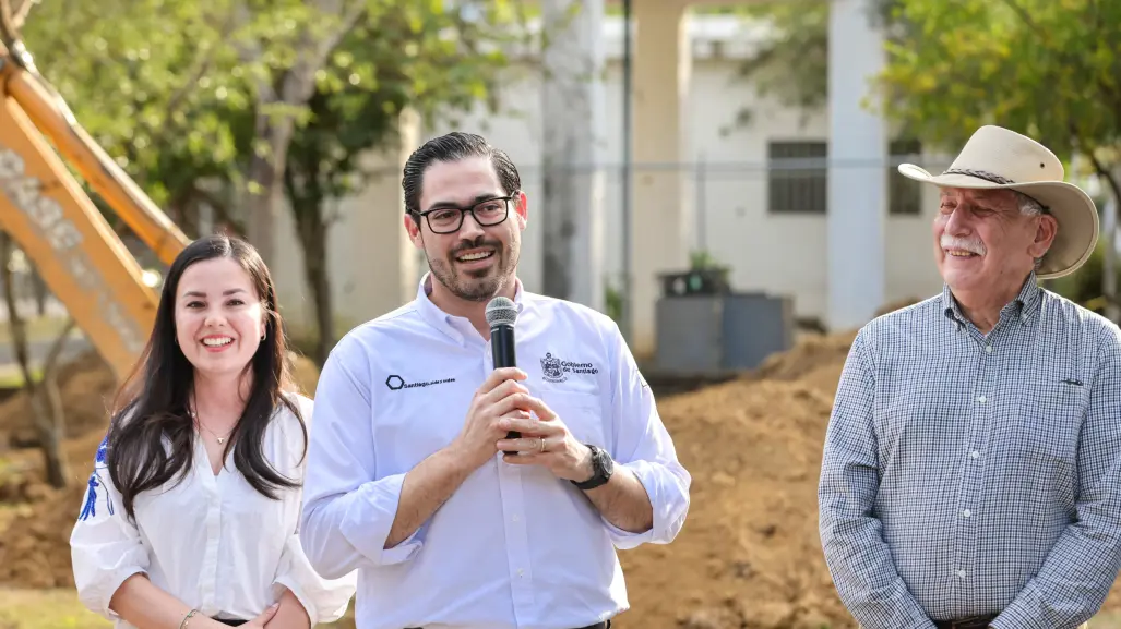 David de la Peña arranca la ampliación del Centro DIF El Yerbaniz en Santiago