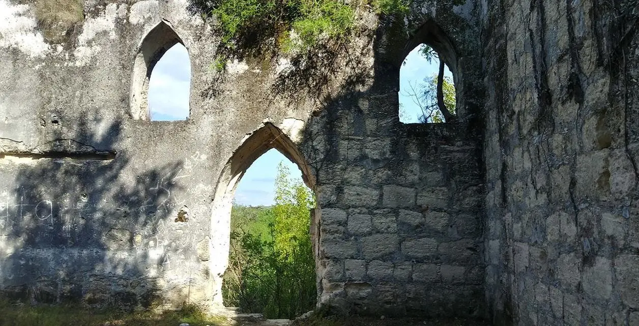La ex Hacienda La Mesa es más que un conjunto de ruinas; es un testimonio del desarrollo económico y político de México en el siglo XIX. Foto: Facebook Ciudad Victoria Tamps