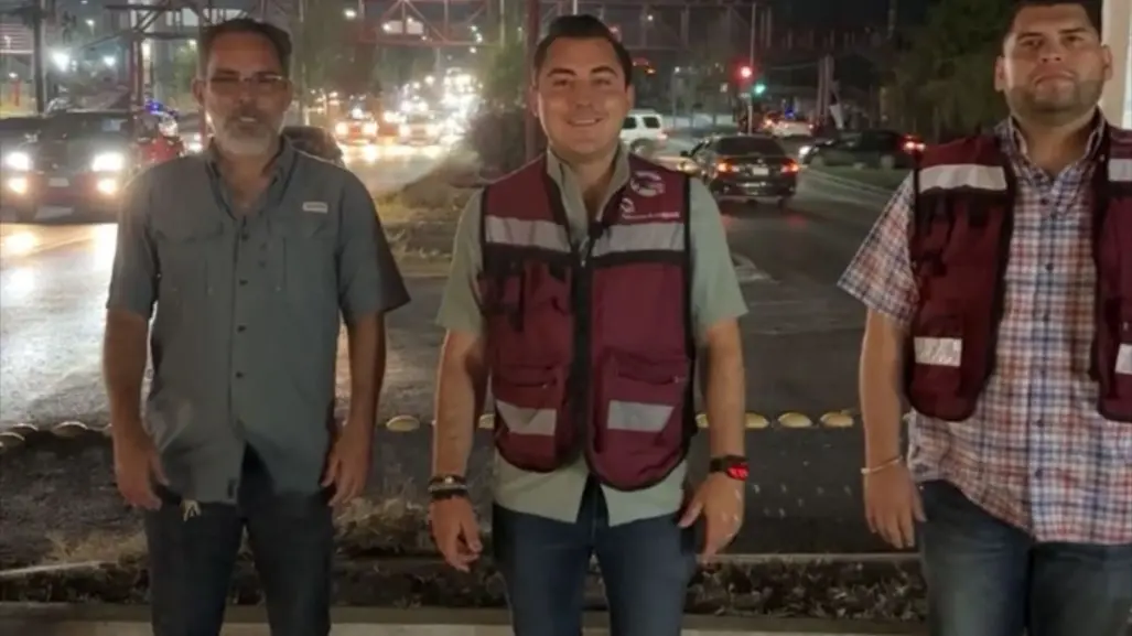Manuel Guerra Cavazos inaugura mega torre de luz en García