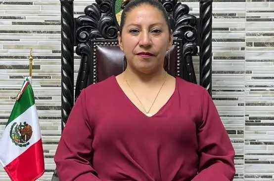La presidenta municipal de Capulhuac enfrenta una acusación de agresión hacia una servidora pública. Imagen: Ayuntamiento de Capulhuac