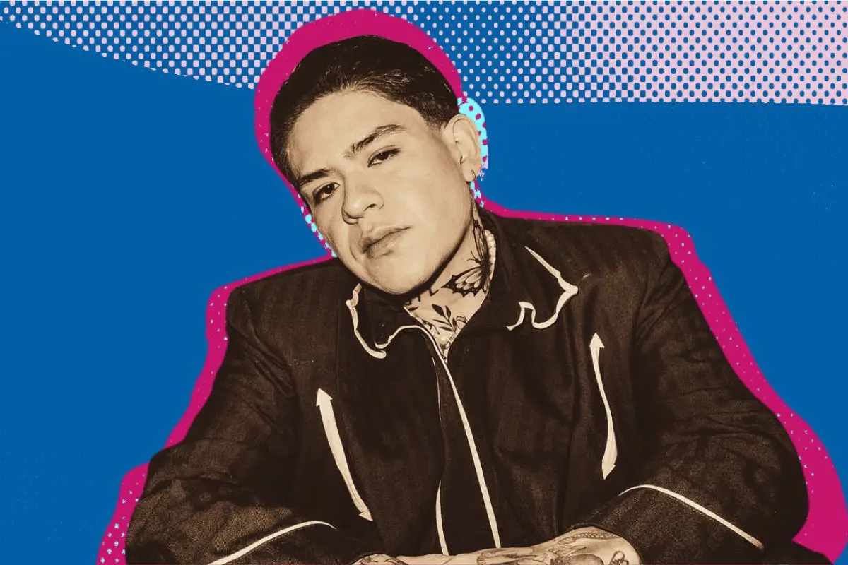 Junior H se despidió de su público molesto tras el apagón que sufrió su música. FOTO: CANVA/IG: @juniorh