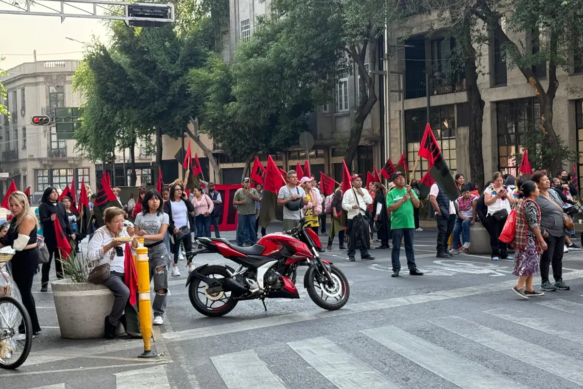 Manifestación en el centro de CDMX. Foto: Ramón Ramírez