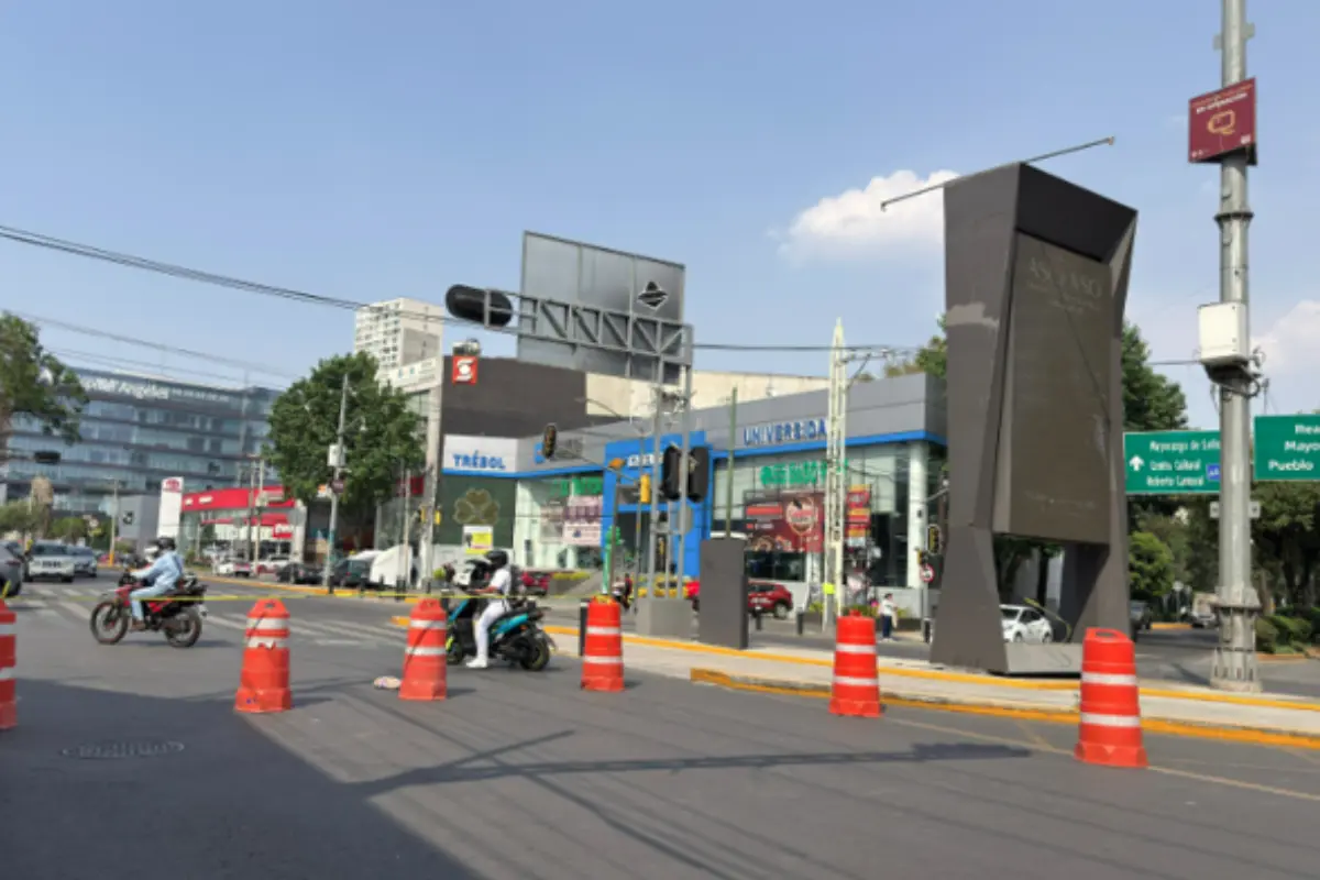 Cerrada la movilización en Av. Universidad de CDMX, debido a manifestantes que se encuentra realizando una marcha en esa zona de la capital. Foto: X (@OVIALCDMX)