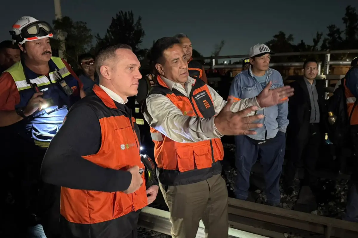 Adrián Rubalcava supervisando los arreglos de la Línea B del Metro. Foto: X (@AdrianRubalcava)