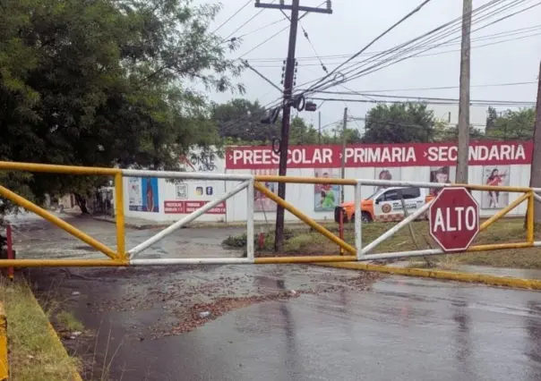 Lluvias provocan cierre vial en Guadalupe ante escurrimientos