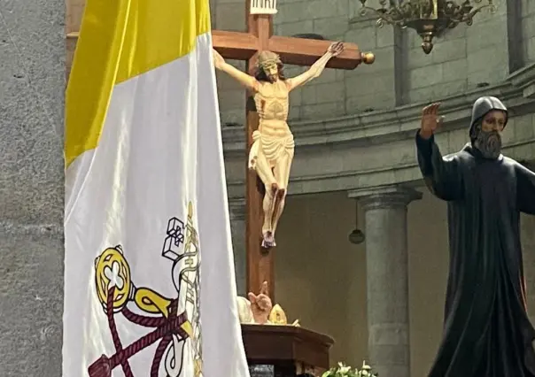 Fieles de Toluca expresan confianza en el Papa León XIV tras su elección en el Vaticano