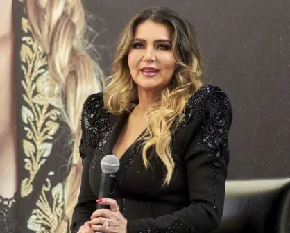 Alicia Villarreal reacciona al desplome de escenario de Grandiosas ocurrido en la alcaldía GAM