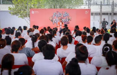 Martha Herrera lidera festejo inclusivo para madres del Centro de Reinserción Social Femenil