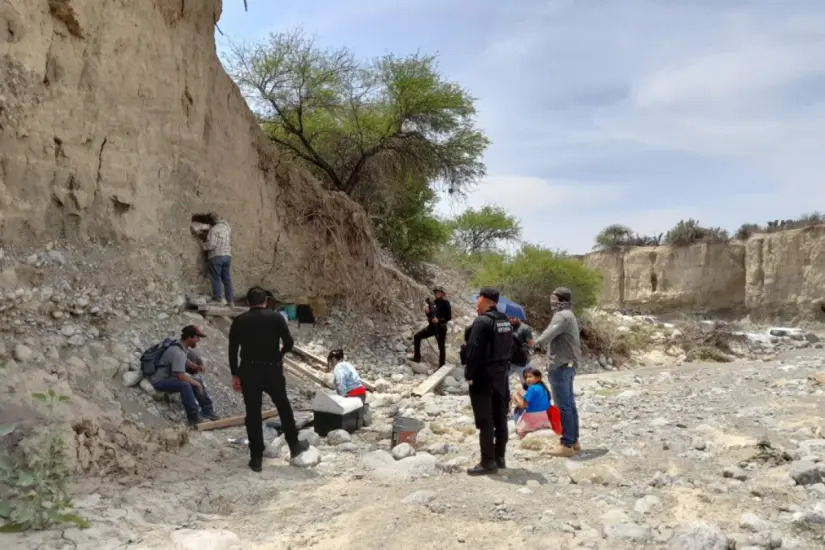 Descubrimiento de fósiles de megafauna en Tula. Foto: Daniel Espinoza